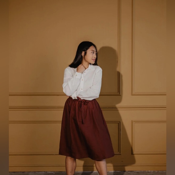 Amour Linen Bergen Mid-Length Linen Skirt - Picture 10 of 10